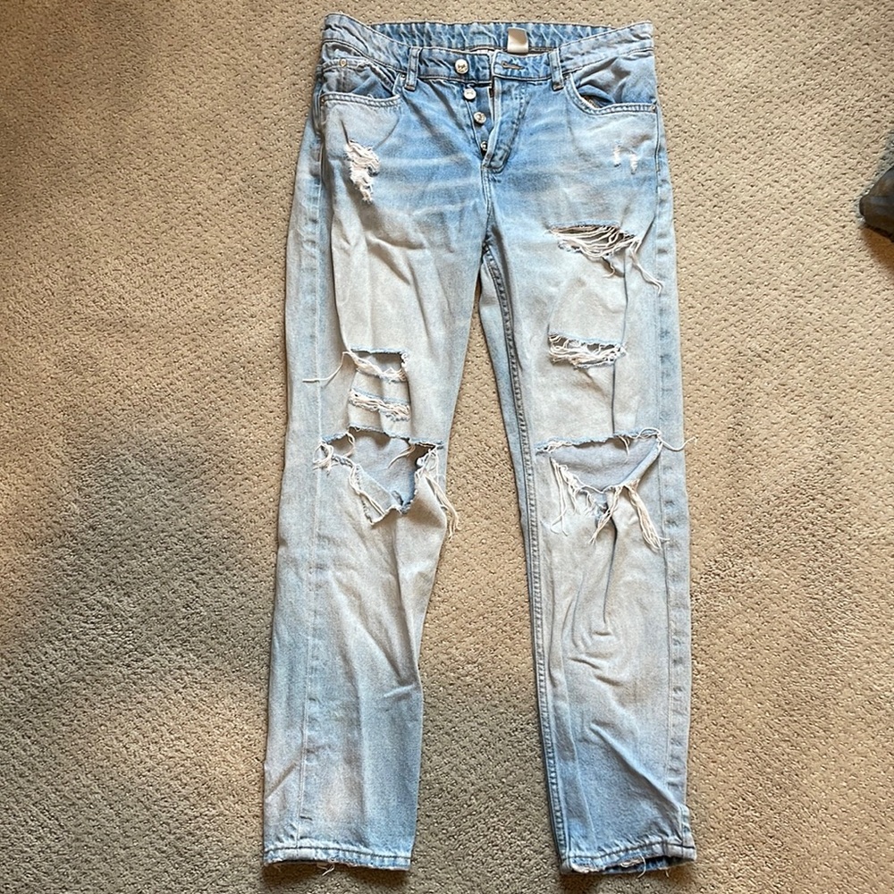 H&M blue distressed jeans